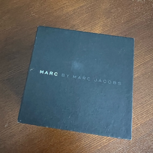 Marc Jacobs Watch - Picture 6 of 6